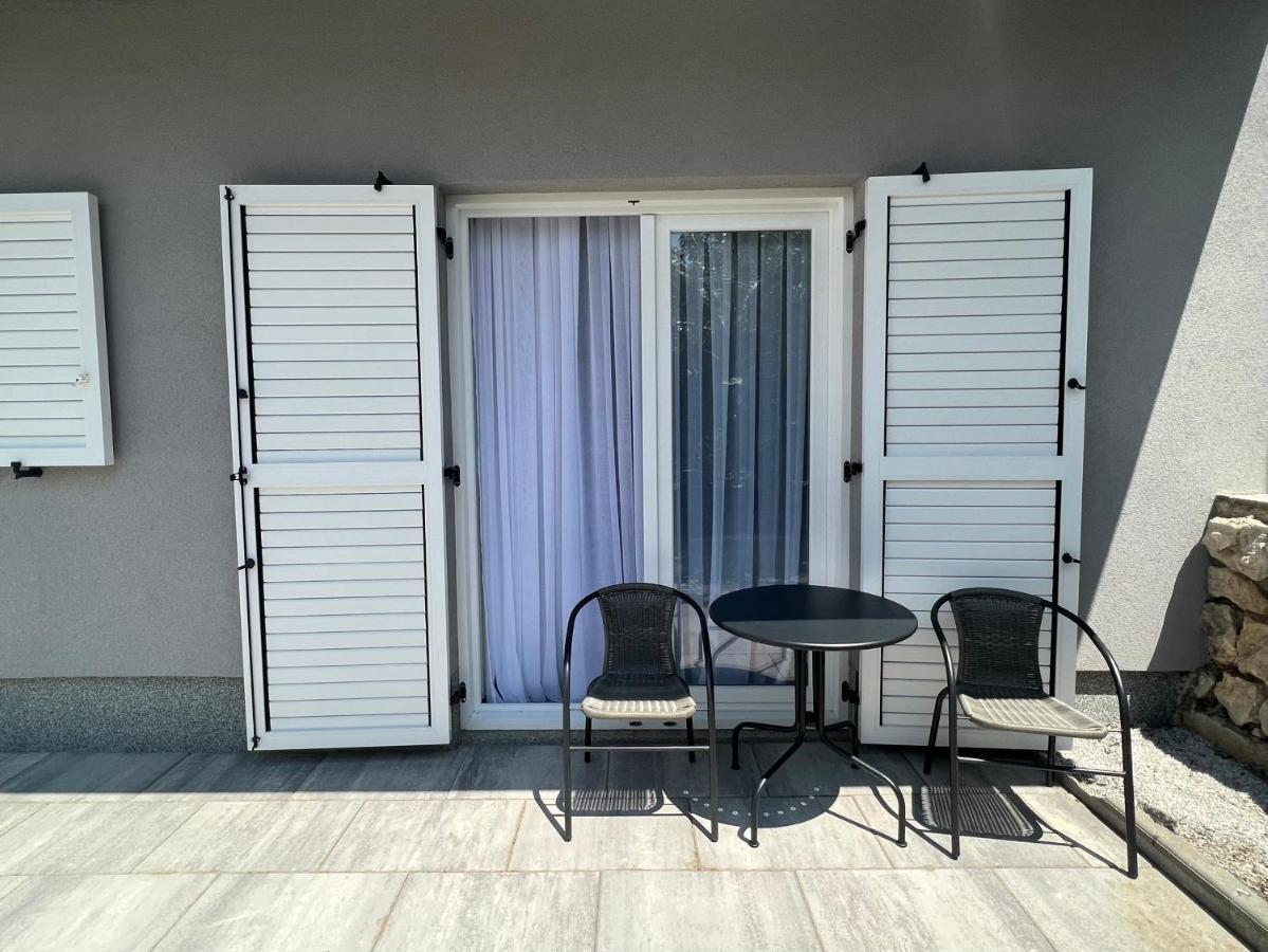 Apartmani Avis Selce Kültér fotó