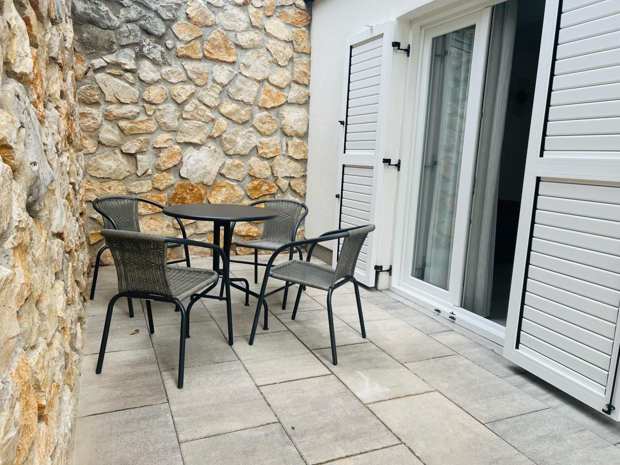 Apartmani Avis Selce Kültér fotó